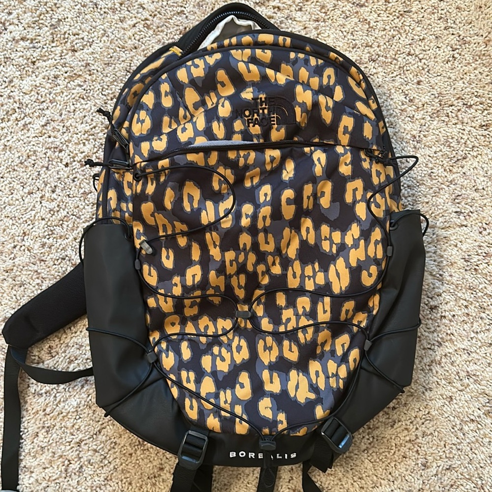 The North Face Backpack Borealis Leopard design EXCELLENT Conditon
